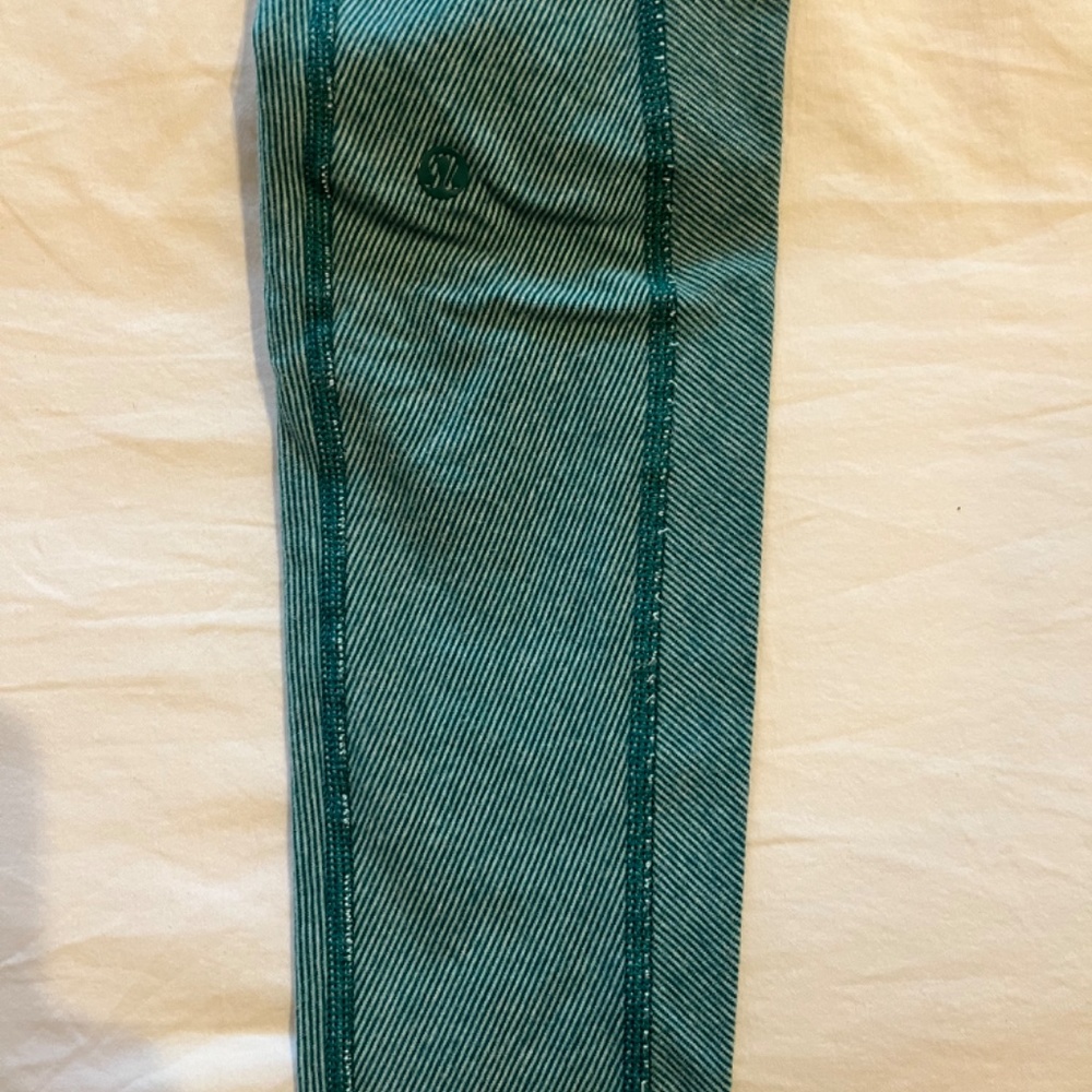 Lululemon Wunder Under - image 4